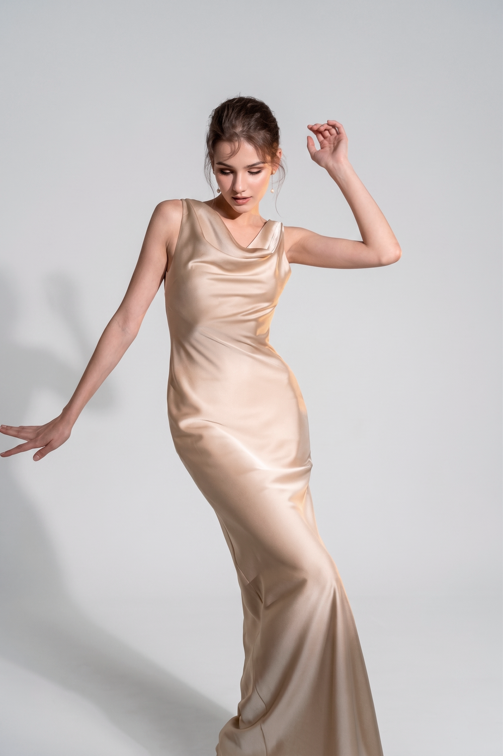 Vestido Champagne Royale