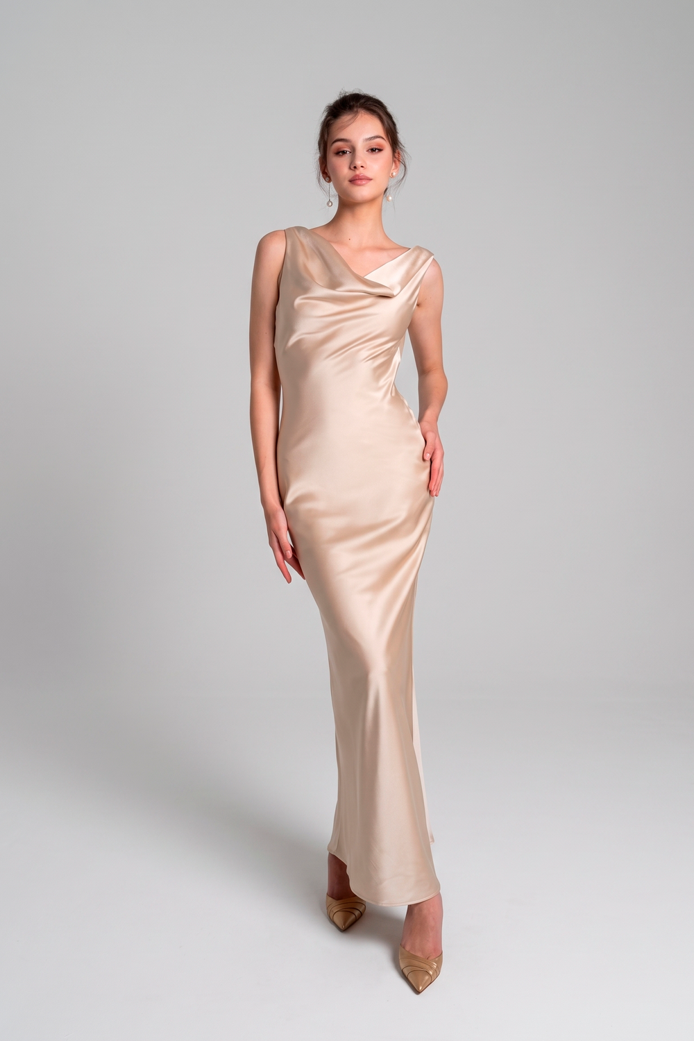 Vestido Champagne Royale