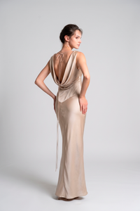 Vestido Champagne Royale